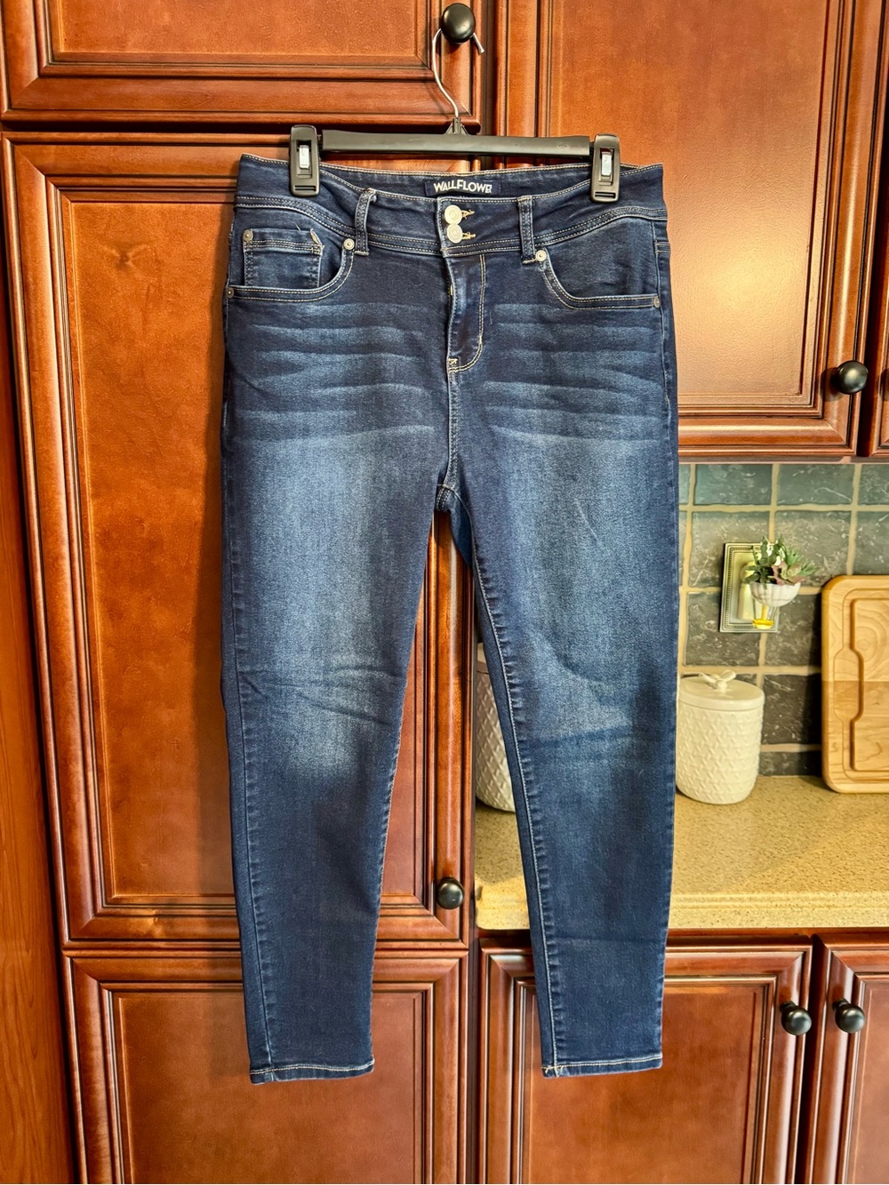 Wallflower Women's Indigo High-Rise Skinny Jeans
